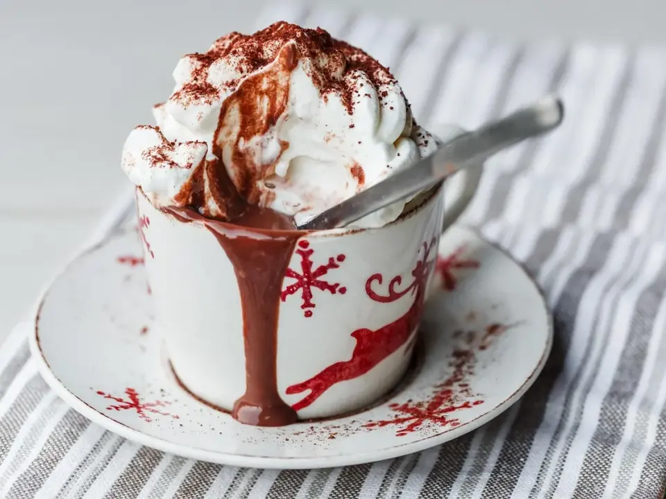 Batido vegano proteico de cacao y dátiles