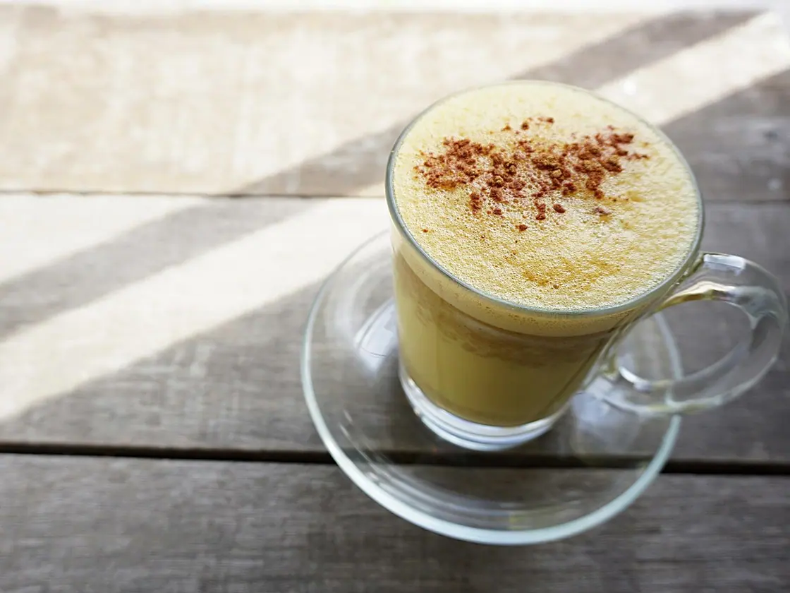 Leche dorada de cúrcuma (golden milk)
