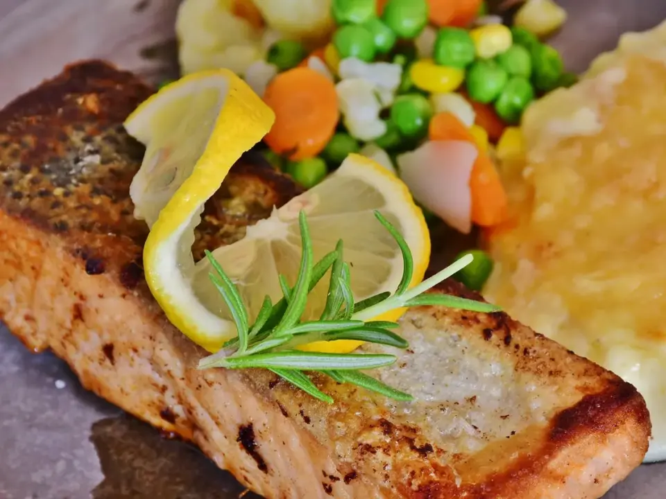 Merluza al limón en air fryer