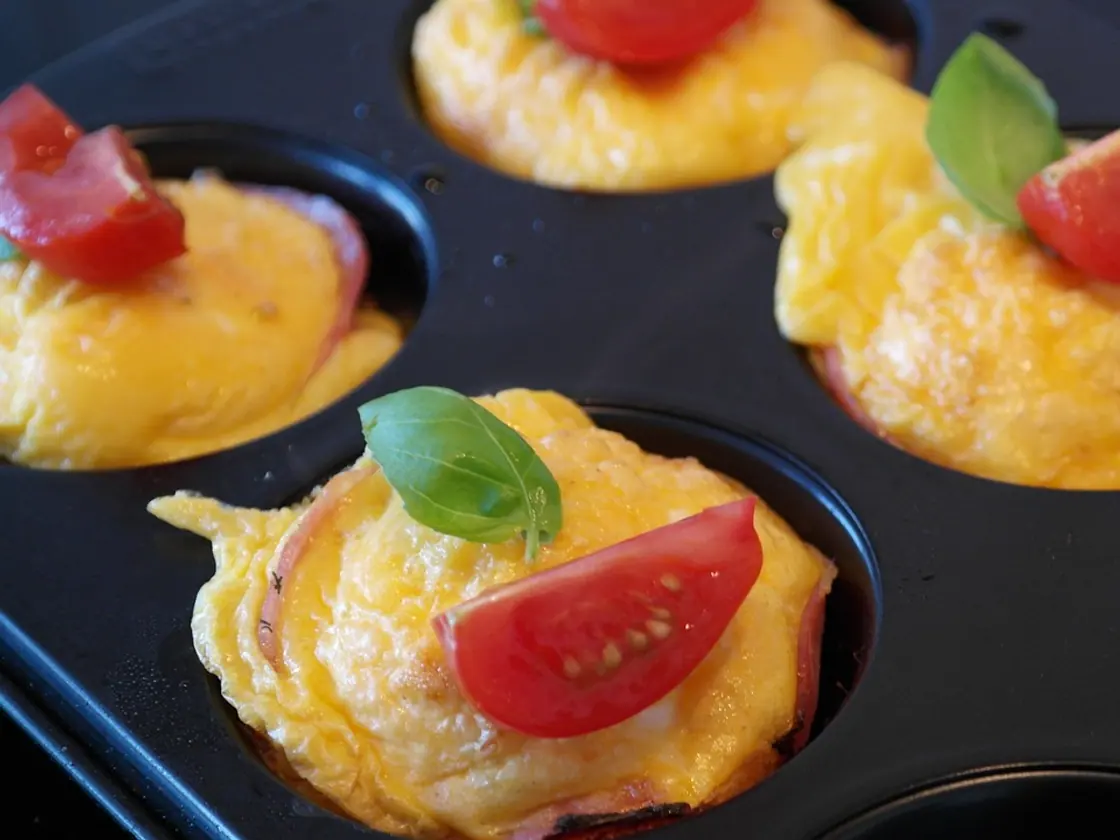 Muffins de huevo con pavo y verduras