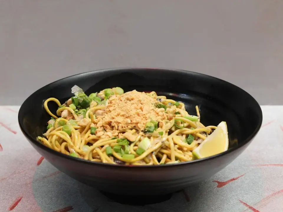 Pad thai de pollo