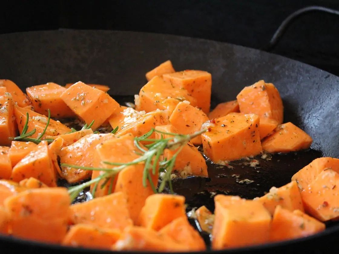 Patatas bravas en air fryer