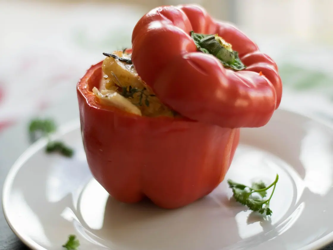 Pimientos rellenos de carne y arroz