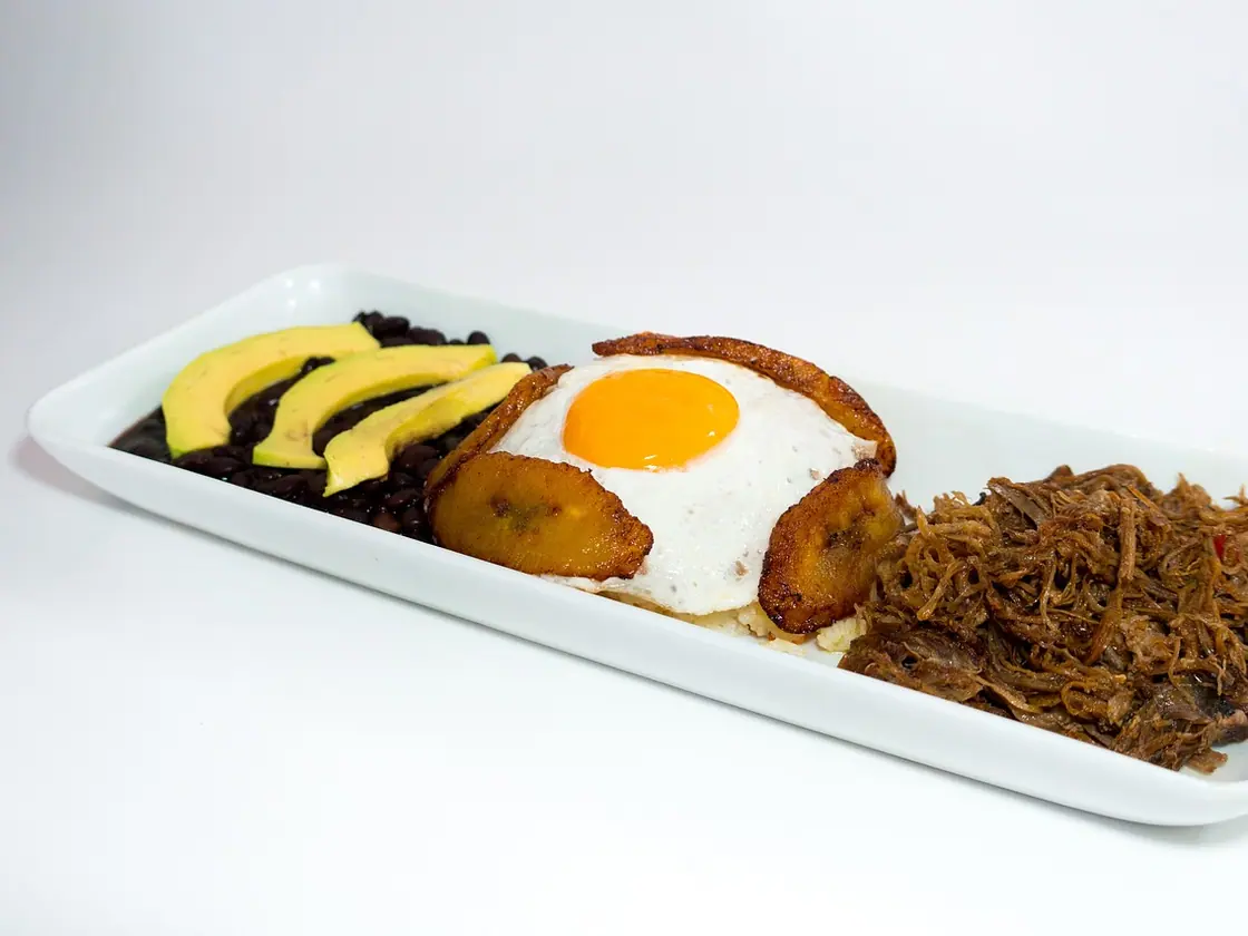 Ropa vieja cubana