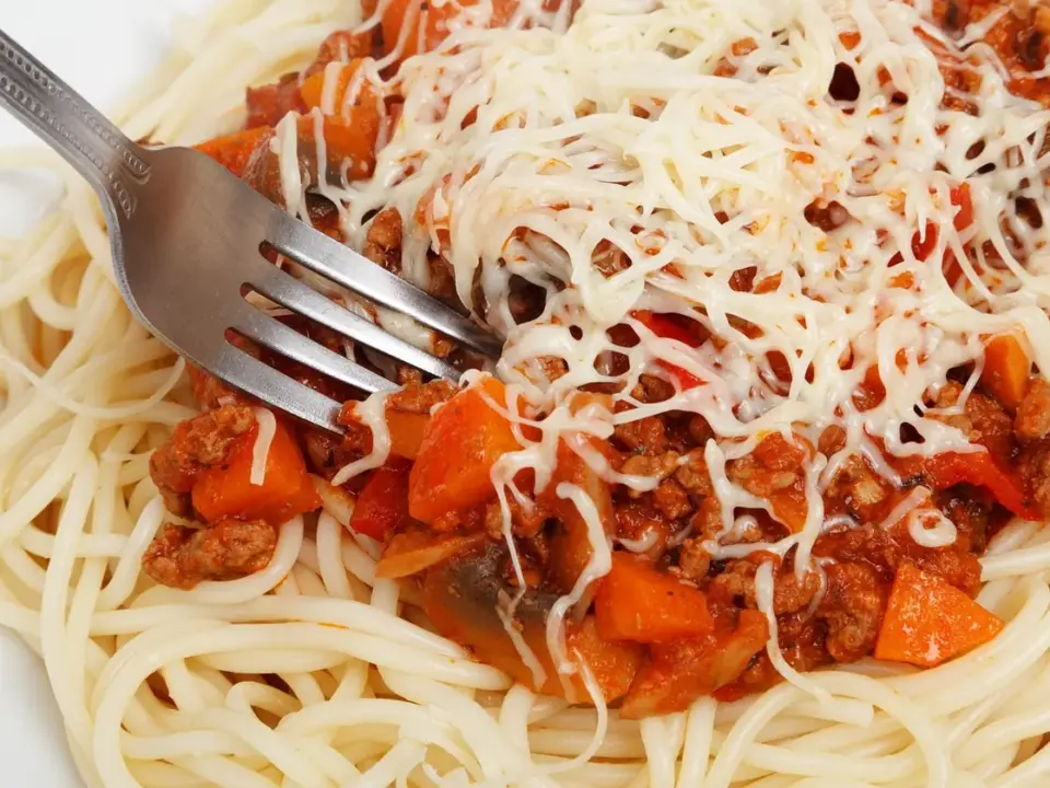 Stroganoff de ternera con pasta