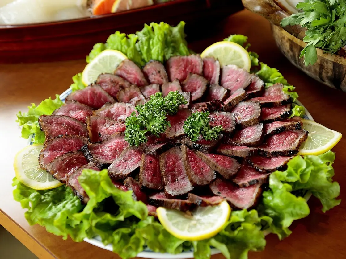 Tataki de atún con sésamo