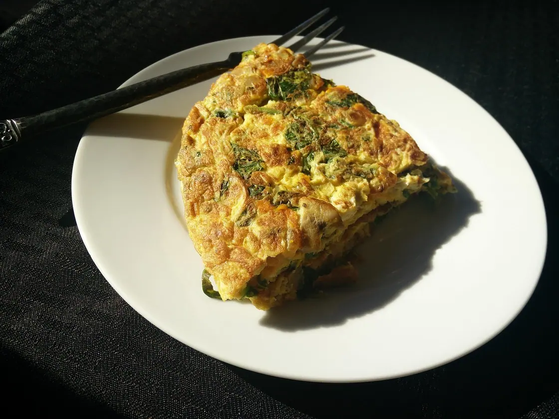 Tortilla de atún y cebolla